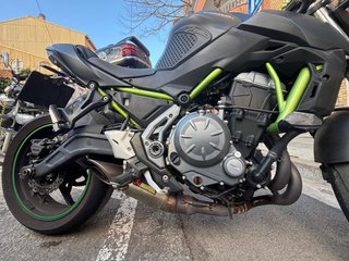 Escape Akrapovic Kawasaki Z650 Completo