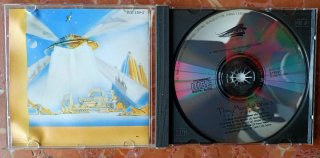 THE MOODY BLUES - The Present. Cd