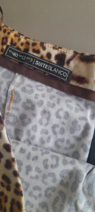 Falda Leopardo Beige y Marrón