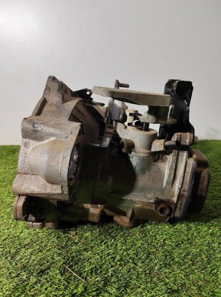 Volkswagen 247593 caja de cambios ggv polo (9n1)