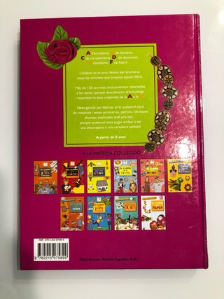 El Llibre de les nenes activitat, bricolatge, c...