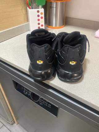 Nike TN Bambas Negras