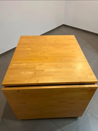 Mesa de madera plegable