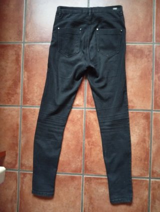Lote 4 pantalones pitillo diferentes modelos