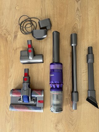 Aspiradora Dyson Omni-glide SV19