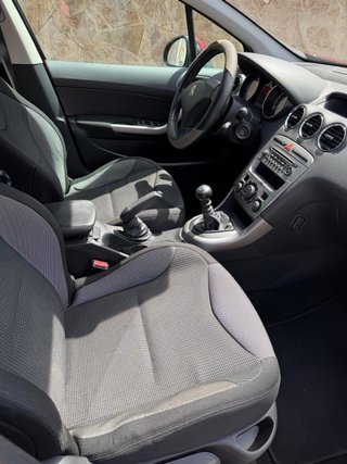 Peugeot 308 2013