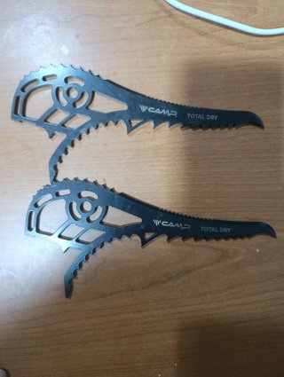 Hojas dry tooling