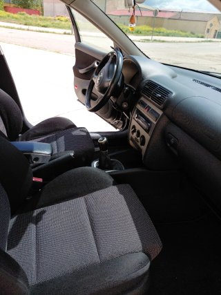 SEAT Leon 2004