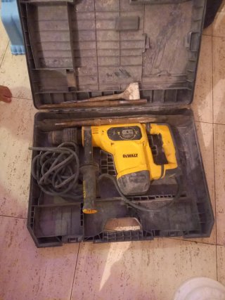 Taladro percutor Dewalt