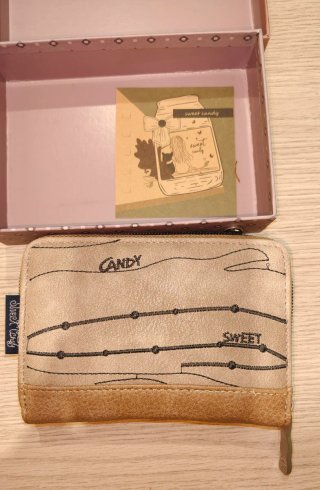 Cartera Sweet Candy nueva con caja