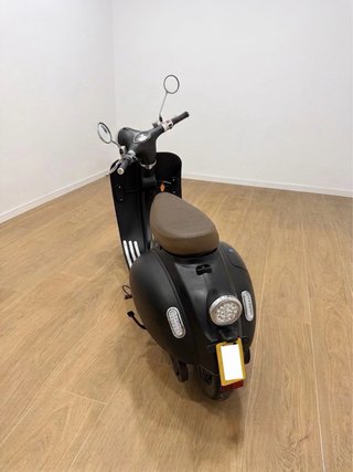 Velca Tramontana Scooter Eléctrica 49cc