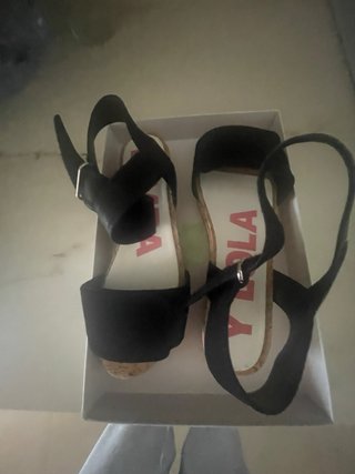Sandalias Bimba y Lola Negras Talla 38