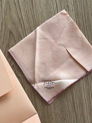 Fazzoletto Lancôme Trésor in seta