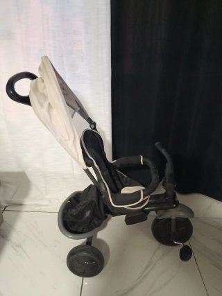 Triciclo de paseo para bebée
