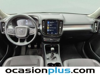 Volvo XC40 T3 Momentum 115 kW (156 CV)