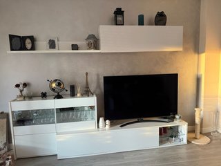 Mueble de salón blanco moderno