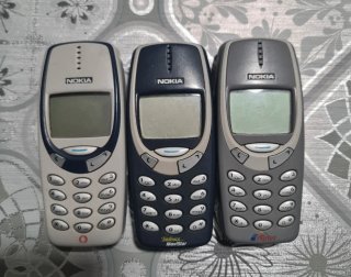 3 x Nokia 3310 Teléfonos Móviles Retro