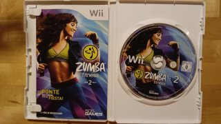 Zumba Fitness 2 Wii + Accesorios