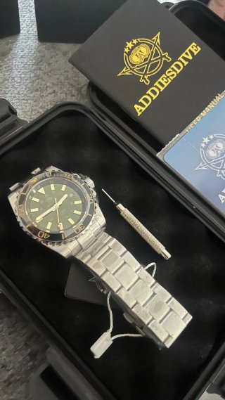 Reloj Addiesdive Verde y Plateado