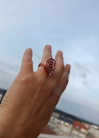 Anillo de cobre artesanal