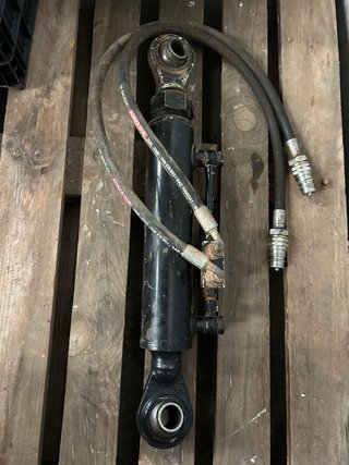 Tercer punto hidráulico en perfecto estado