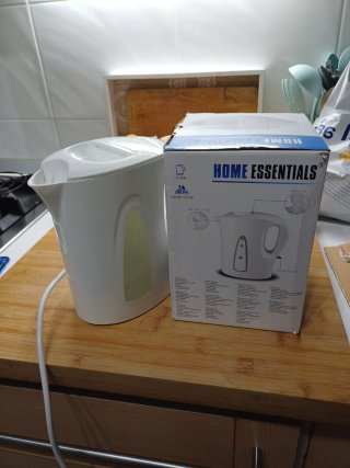 Bollitore Elettrico Home Essentials 1L