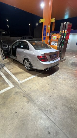 Mercedes-Benz Clase C320