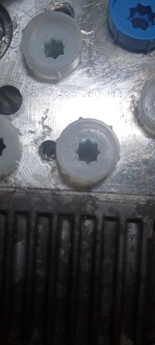 Unidad SBC Hidráulica Bosch Mercedes E240