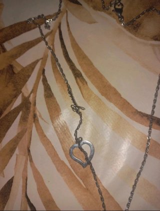 Collana Guess cuore con strass