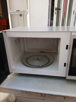 Microondas QUIGG