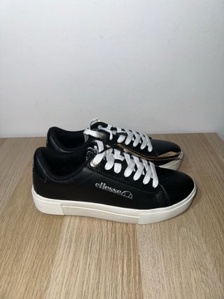 Scarpe da ginnastica Ellesse numero 37