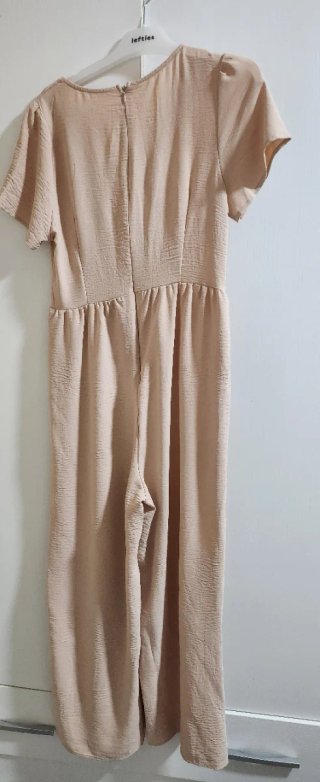 Mono de verano beige