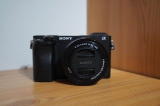 Cámara Sony A6400 + Lente 16-50mm