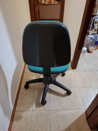 Silla de oficina regulable en altura