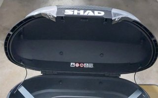 Baúl Shad 48L Negro Touring Nuevo
