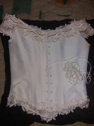 Vestido de Novia Blanco con Velos