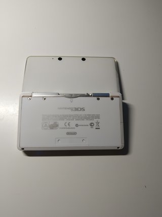 Nintendo 3DS Blanca + Funda + Cargador
