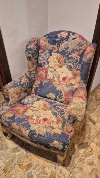 Sillón vintage floral