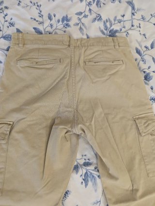 Pantalón cargo Springfield beige hombre talla 40