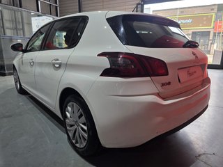 Peugeot 308 5p Allure 1.6 BlueHDi 74KW 100CV