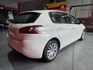 Peugeot 308 5p Allure 1.6 BlueHDi 74KW 100CV