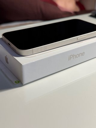 iPhone 13 Blanco 128GB, intacto, en caja original