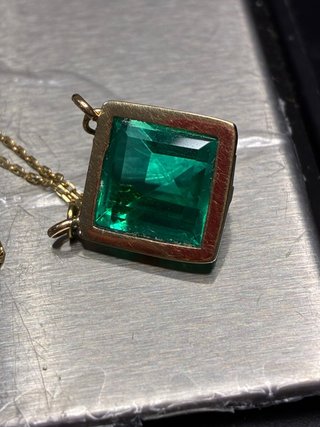 Cadena Oro 18k con Esmeralda 8.20 Ct
