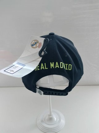 Gorra Real Madrid Logo Amarillo