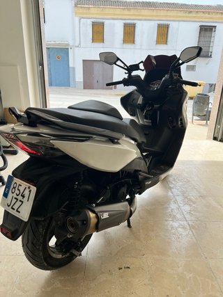 Kymco Xciting S 400 2017 Blanca