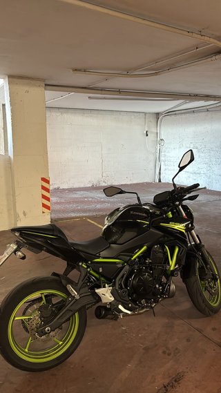 Kawasaki Z650 2021