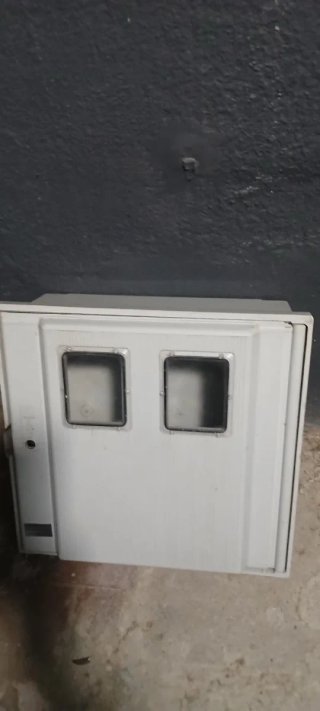 Caja Eléctrica Blanca