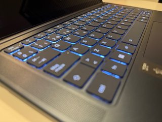 PORTÁTIL LENOVO YOGA SLIM 7X 16GB 1TB OLED