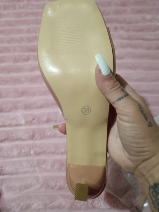 Sandalias Beige Talla 38 (Sin Estrenar)