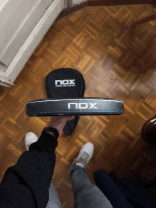 Pala de pádel Nox AT10 Genius 12k